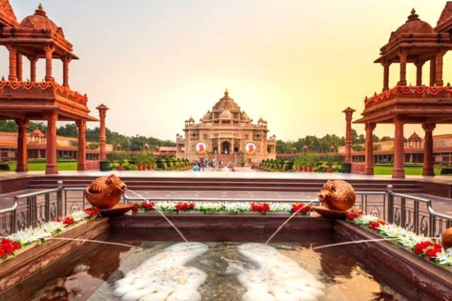 Akshardham Mandir Gandhinagar Photo